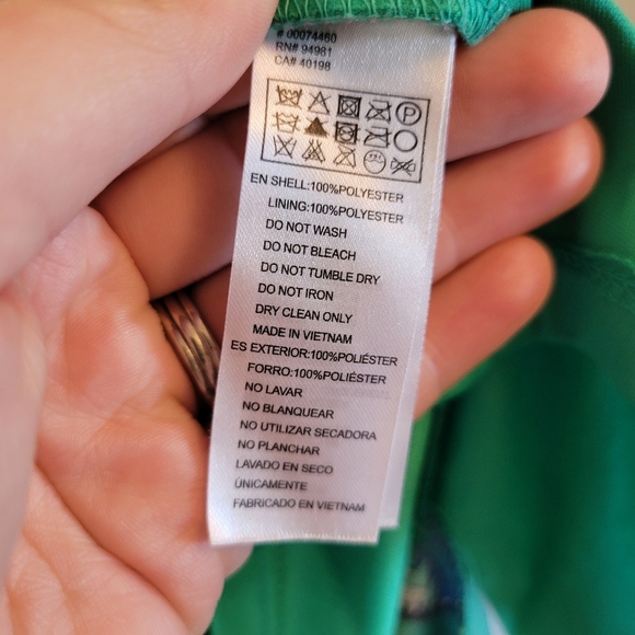 Forever 21 Green Chevron Pattern Strappy Dress - Picture 6 of 6